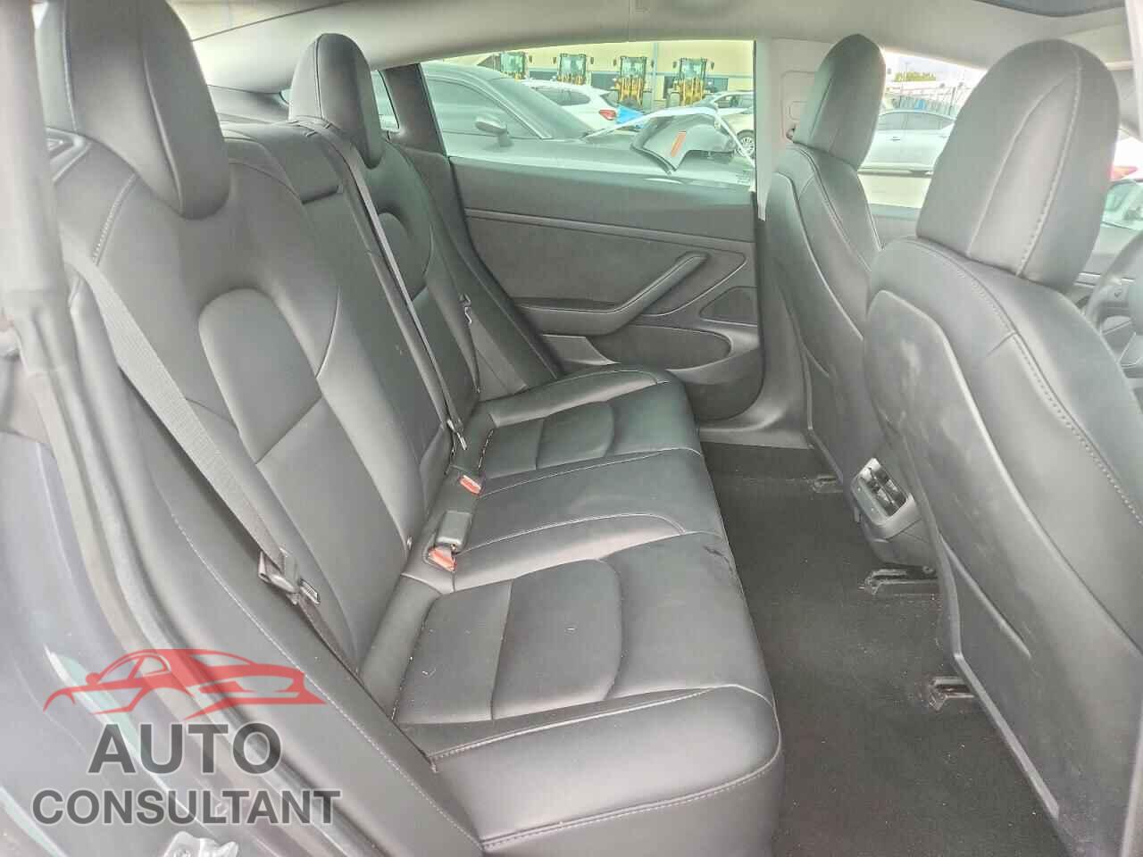 TESLA MODEL 3 2020 - 5YJ3E1EA3LF799171