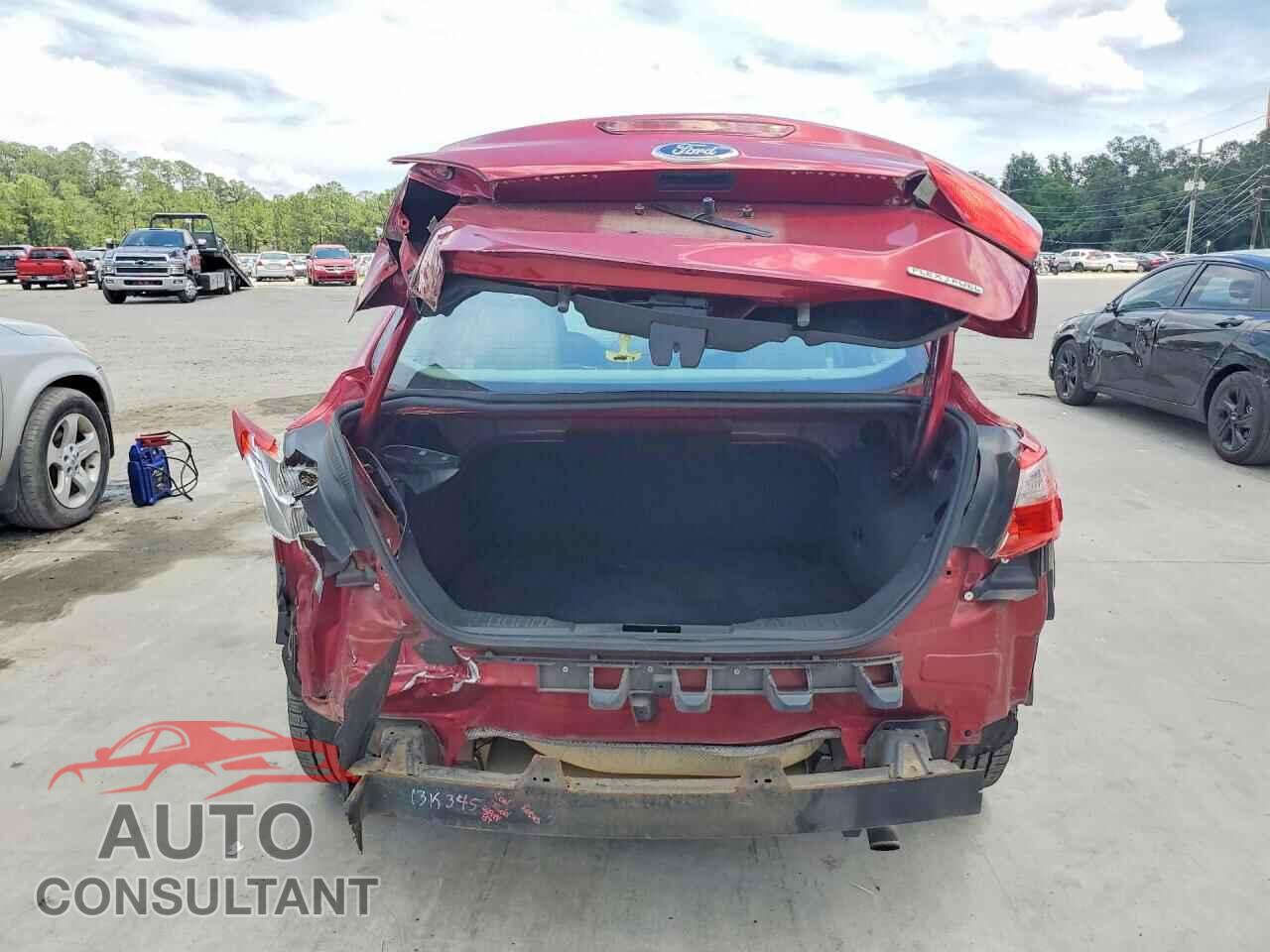 FORD FOCUS 2013 - 1FADP3F22DL167543