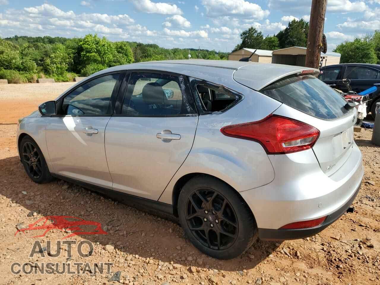 FORD FOCUS 2016 - 1FADP3K22GL339614