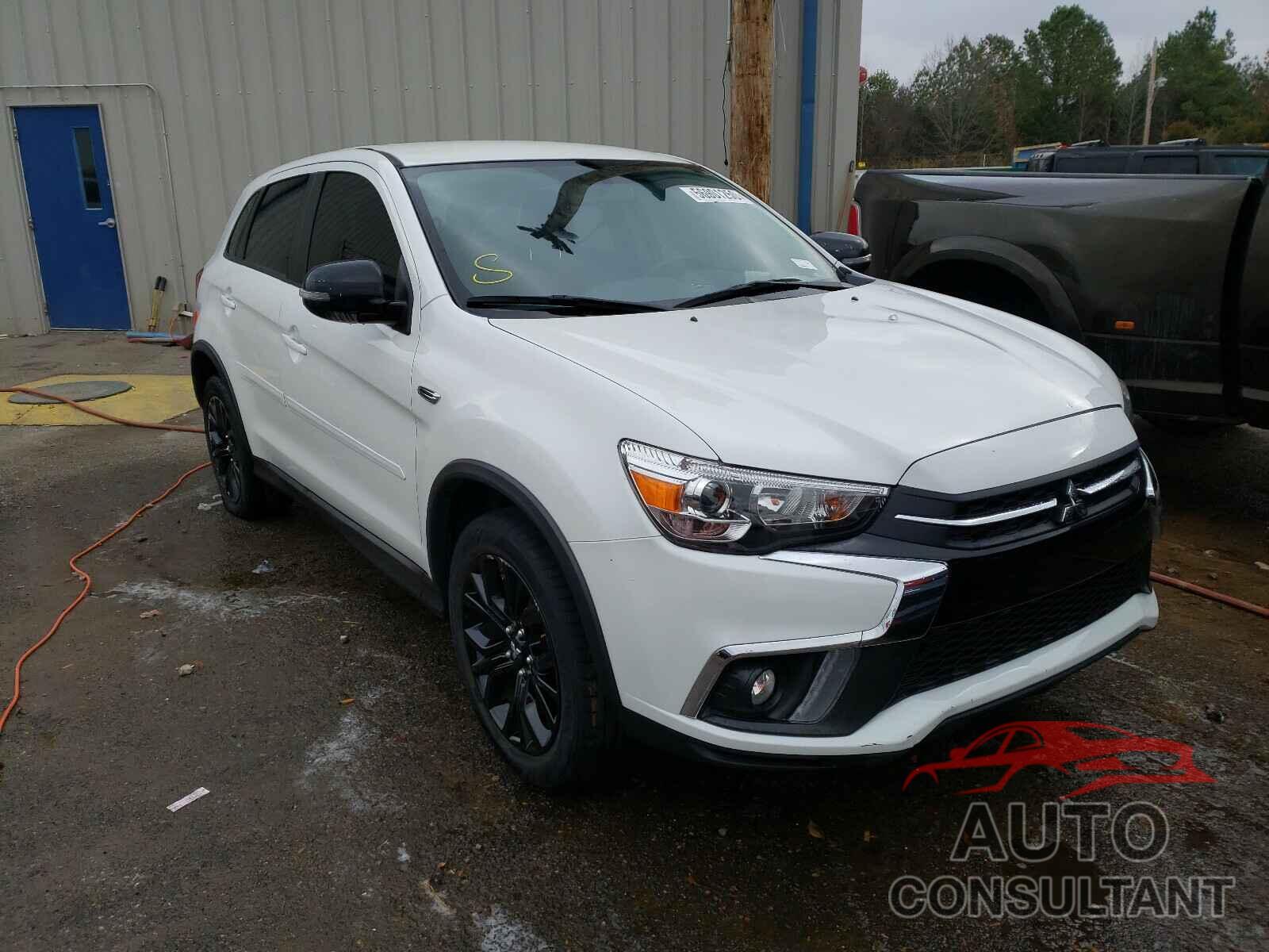MITSUBISHI OUTLANDER 2018 - JA4AP3AU5JZ027592