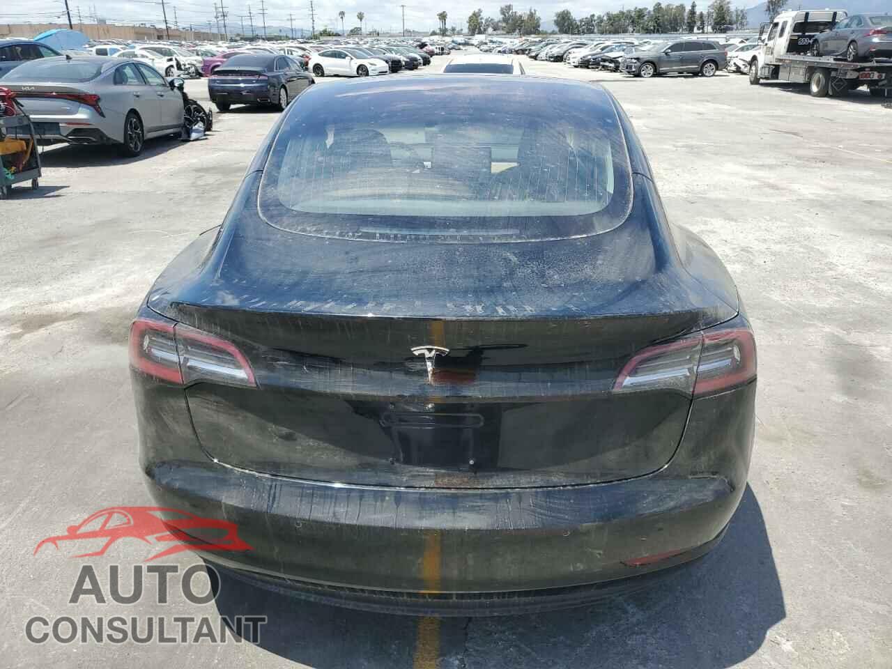 TESLA MODEL 3 2018 - 5YJ3E1EA9JF008431