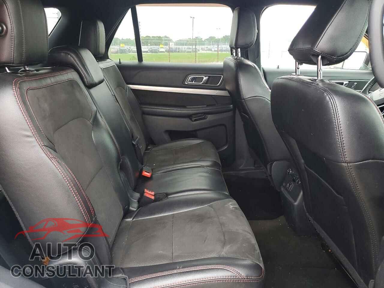 FORD EXPLORER 2018 - 1FM5K8D81JGB53568