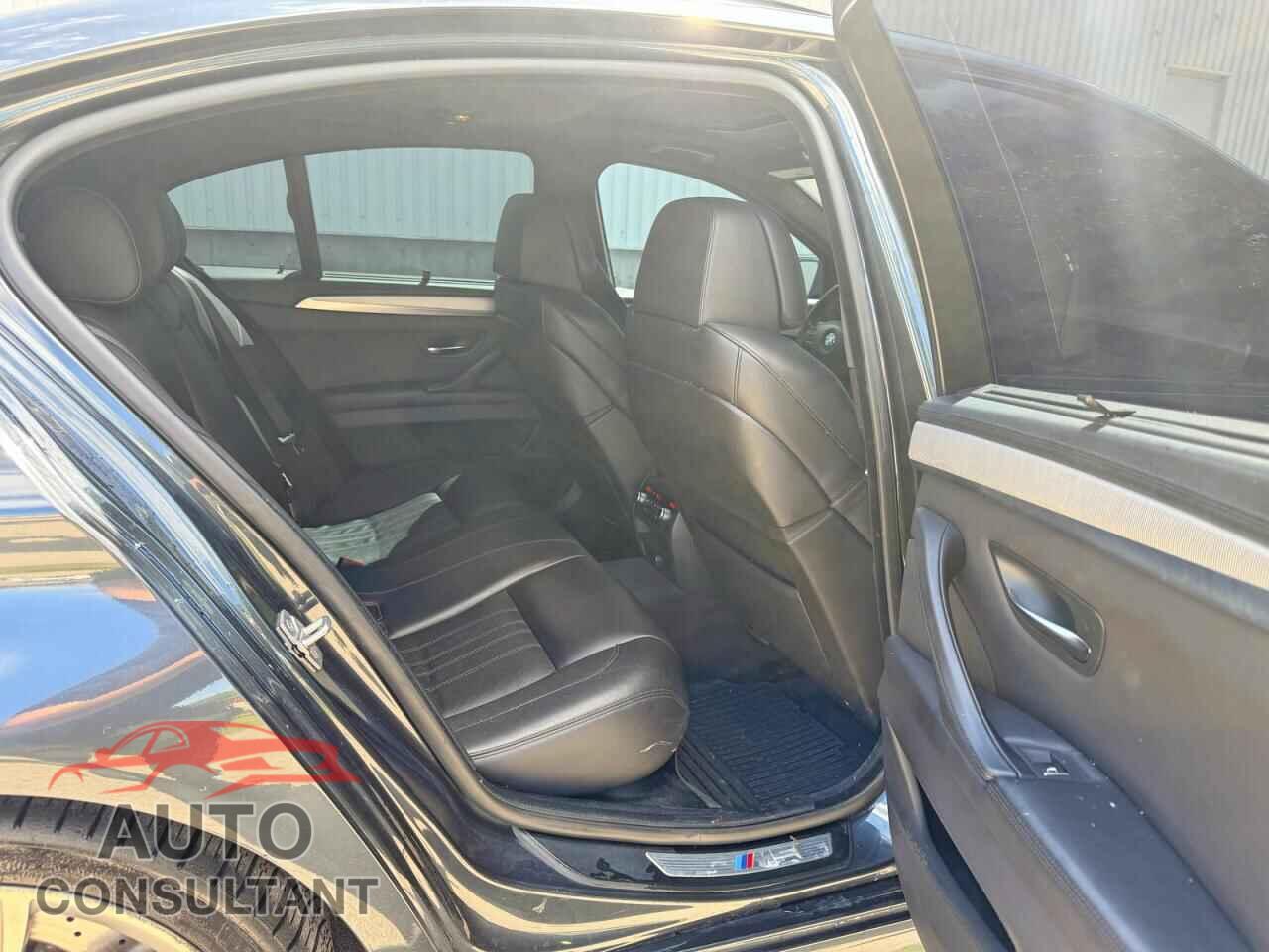 BMW M5 2012 - WBSFV9C57CC772384