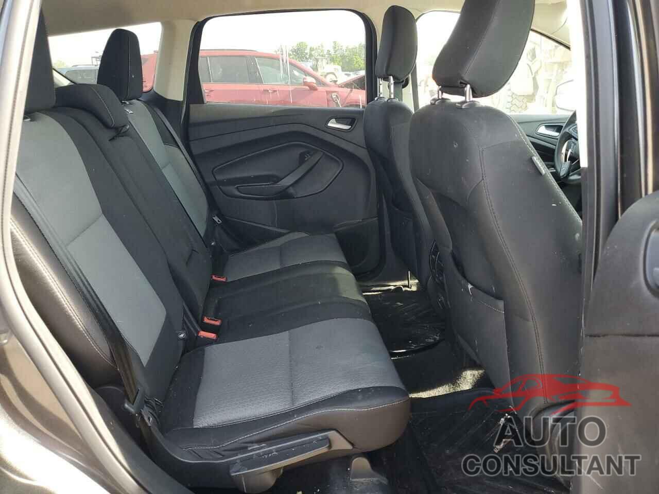 FORD ESCAPE 2019 - 1FMCU0GD3KUB99417