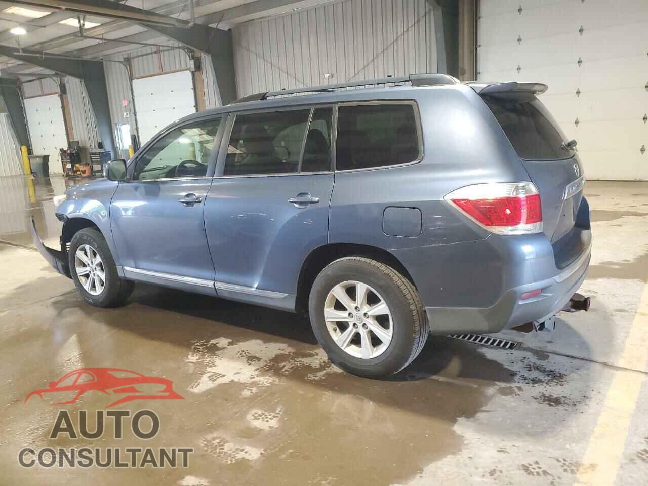 TOYOTA HIGHLANDER 2013 - 5TDBK3EH8DS197117