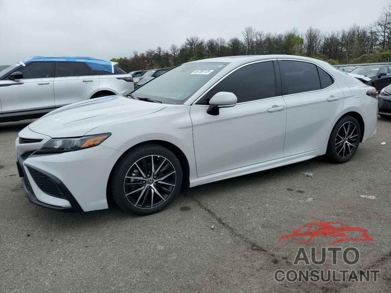 TOYOTA CAMRY 2022 - 4T1G11BK7NU060093