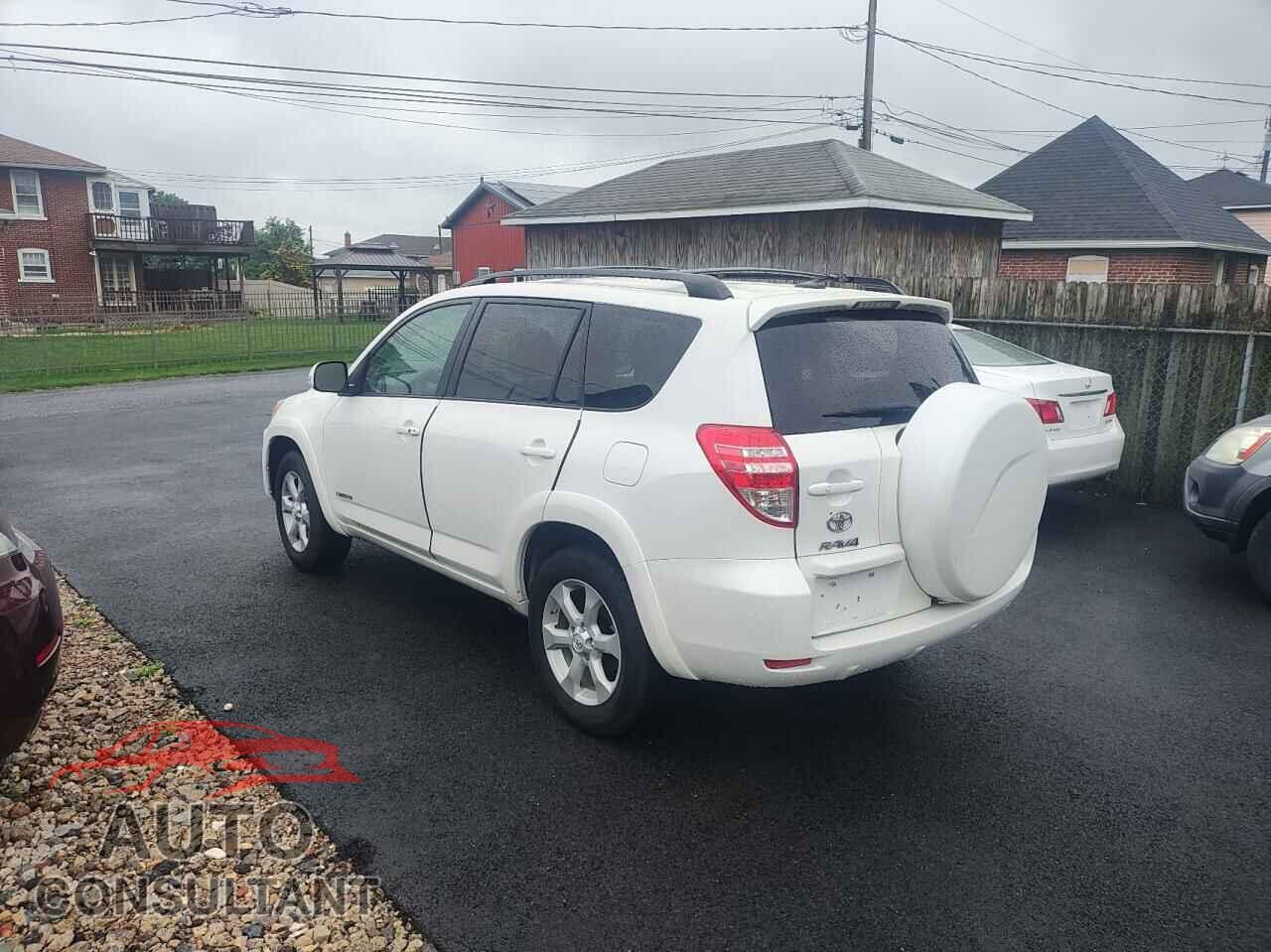 TOYOTA RAV4 2011 - 2T3DF4DV5BW161181