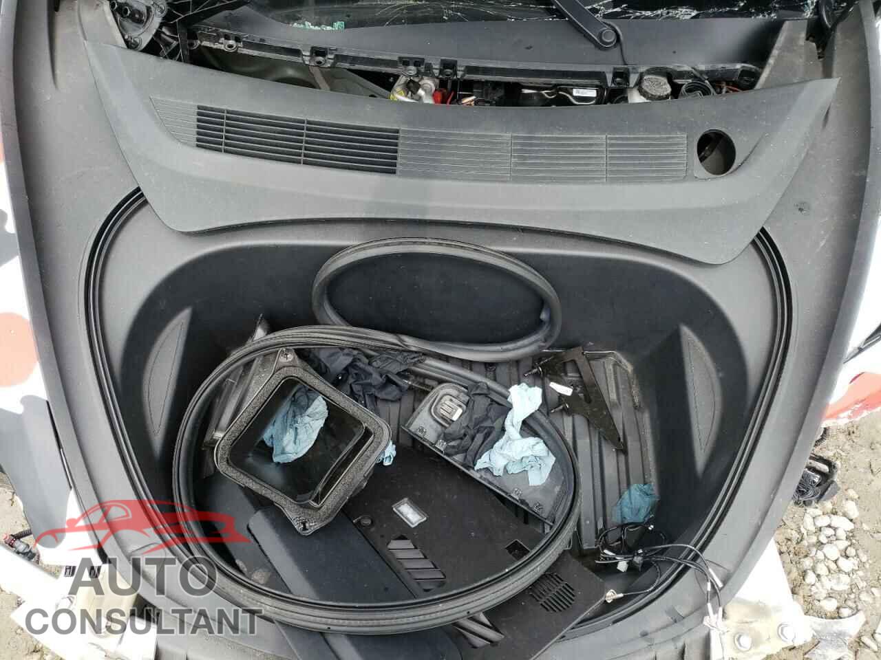 TESLA MODEL 3 2023 - 5YJ3E1EA0PF457568