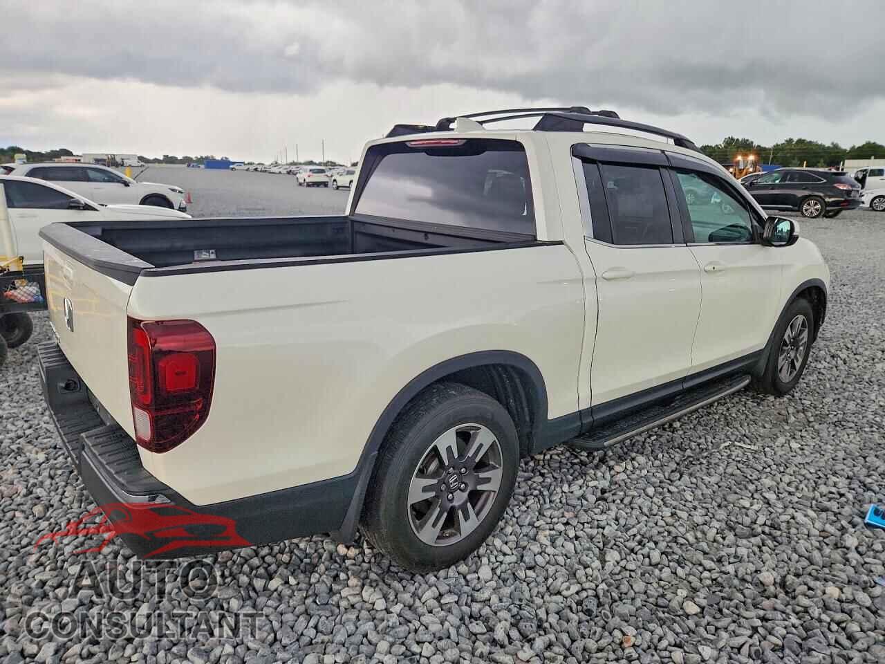 HONDA RIDGELINE 2017 - 5FPYK2F59HB005570