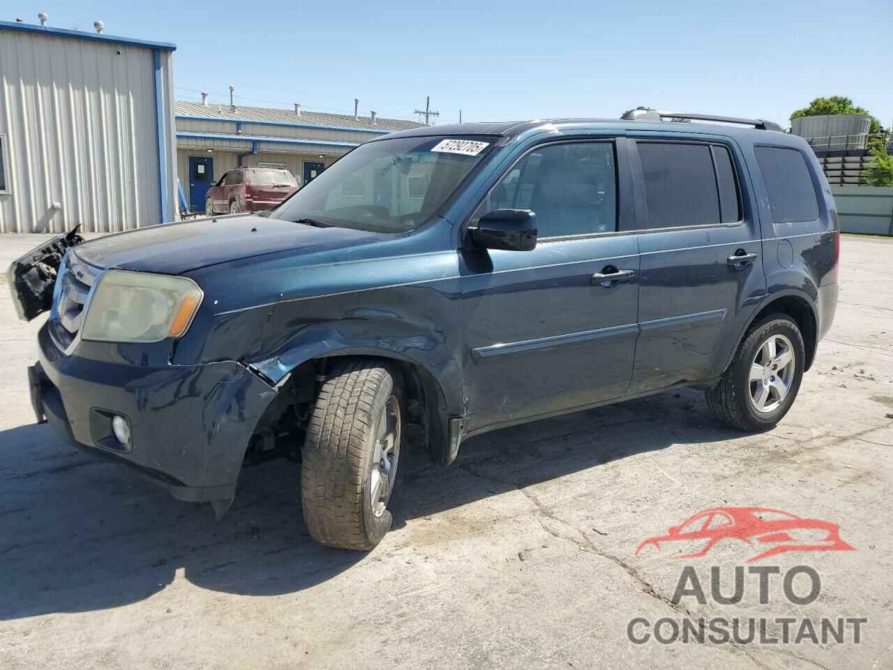 HONDA PILOT 2011 - 5FNYF4H73BB040345