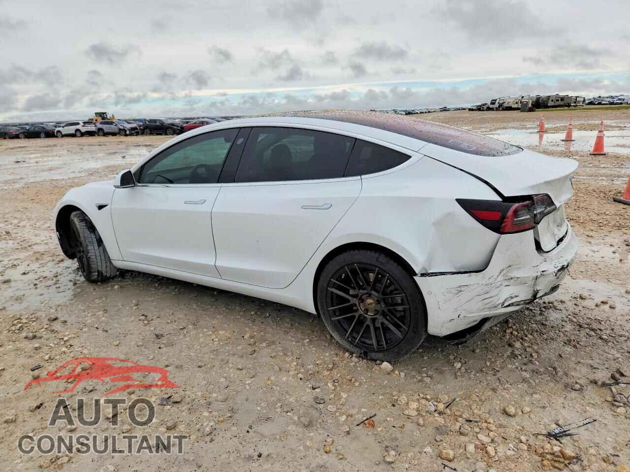 TESLA MODEL 3 2018 - 5YJ3E1EA2JF035258