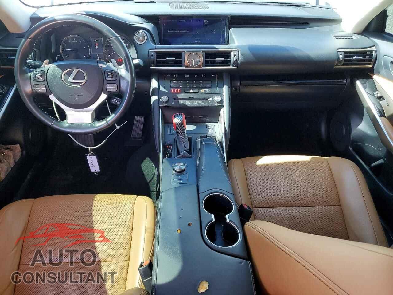 LEXUS IS 2017 - JTHCM1D23H5018590
