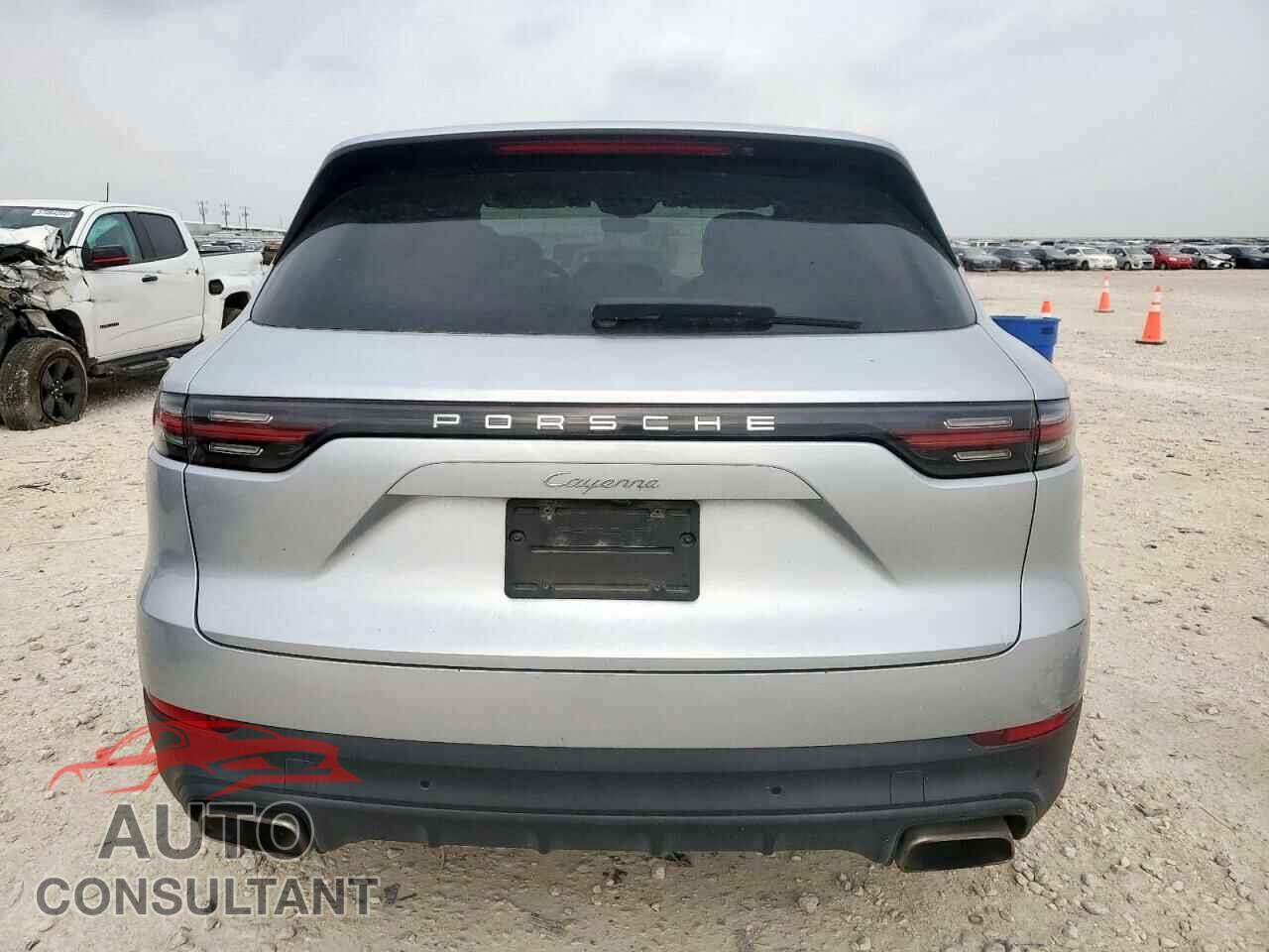 PORSCHE CAYENNE 2019 - WP1AA2AY7KDA10147