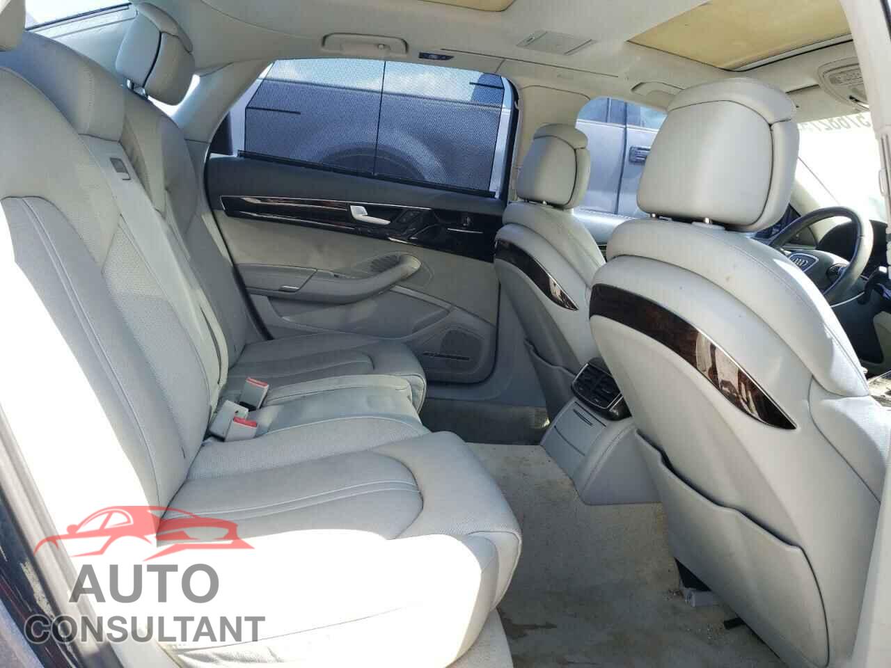 AUDI A8 2011 - WAURVAFD6BN013525