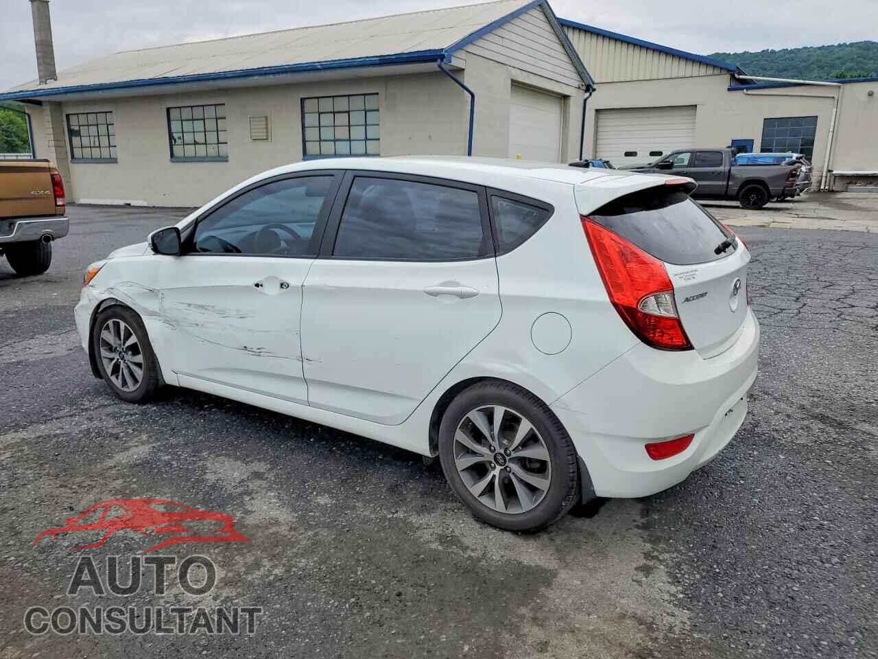 HYUNDAI ACCENT 2015 - KMHCU5AE1FU220169
