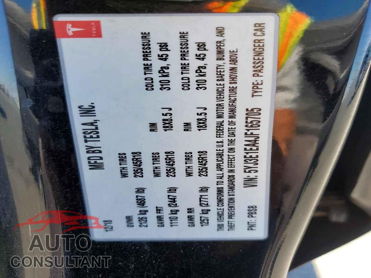 TESLA MODEL 3 2018 - 5YJ3E1EA4JF165705
