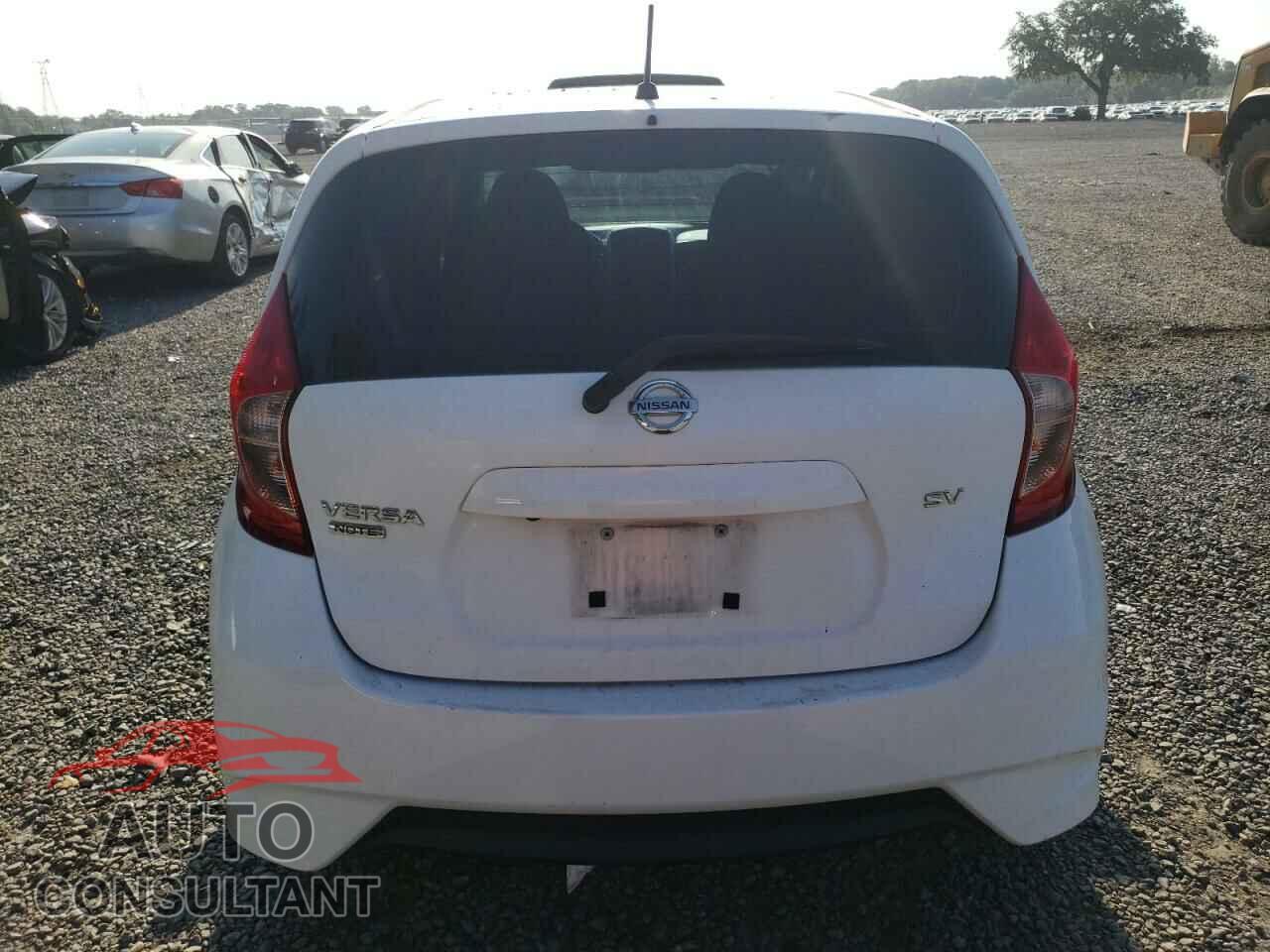 NISSAN VERSA 2019 - 3N1CE2CP9KL357656