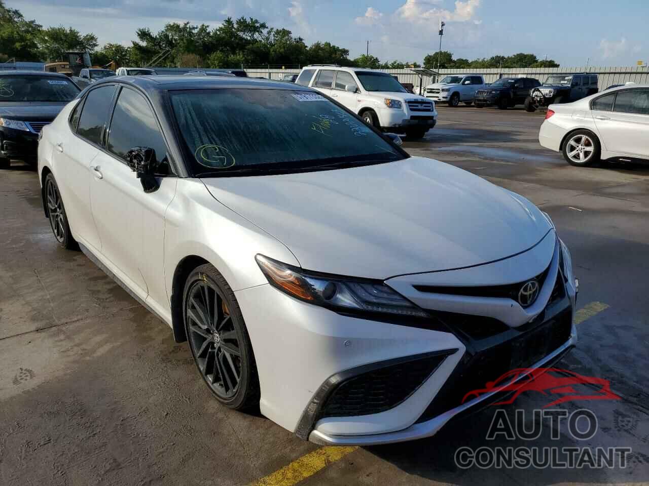 TOYOTA CAMRY 2021 - 4T1KZ1AK3MU047764