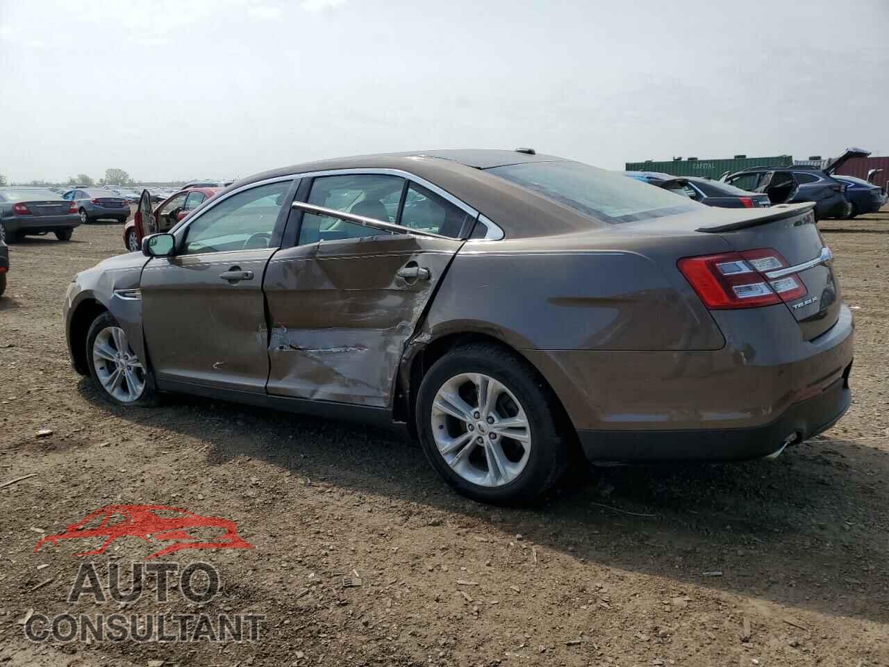 FORD TAURUS 2015 - 1FAHP2E82FG158662