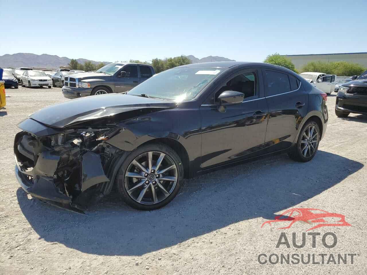 MAZDA 3 2018 - 3MZBN1V32JM189894
