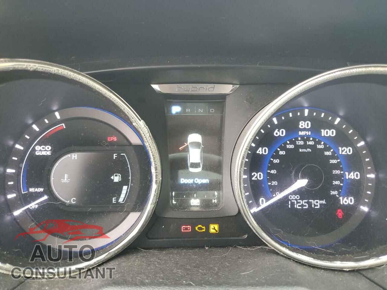 HYUNDAI SONATA 2011 - KMHEC4A48BA018521
