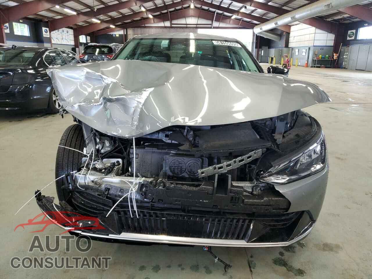 KIA EV6 LIGHT 2024 - KNDC3DLC8R5211593