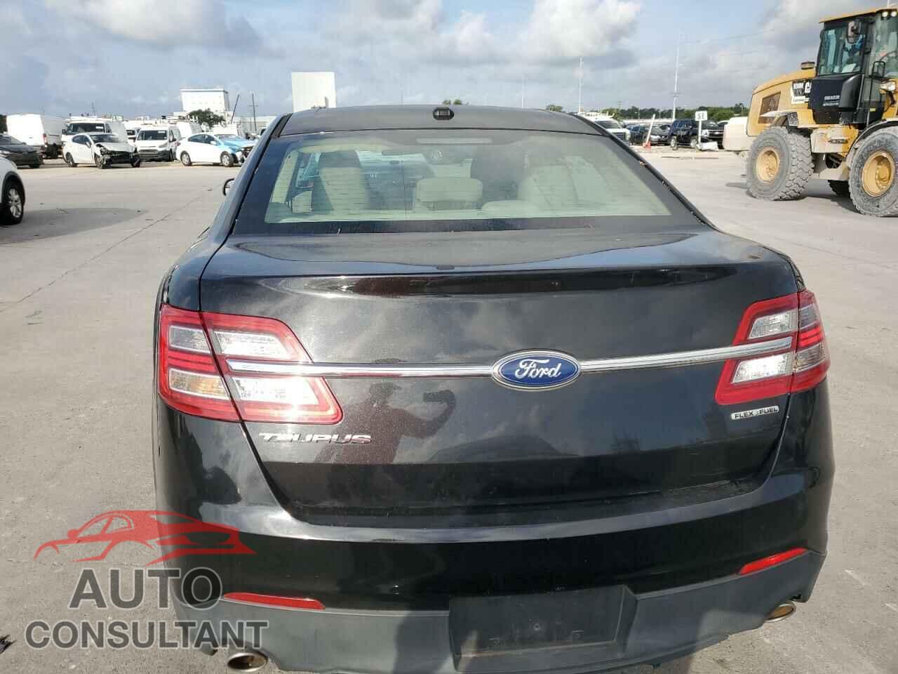 FORD TAURUS 2013 - 1FAHP2D82DG105734