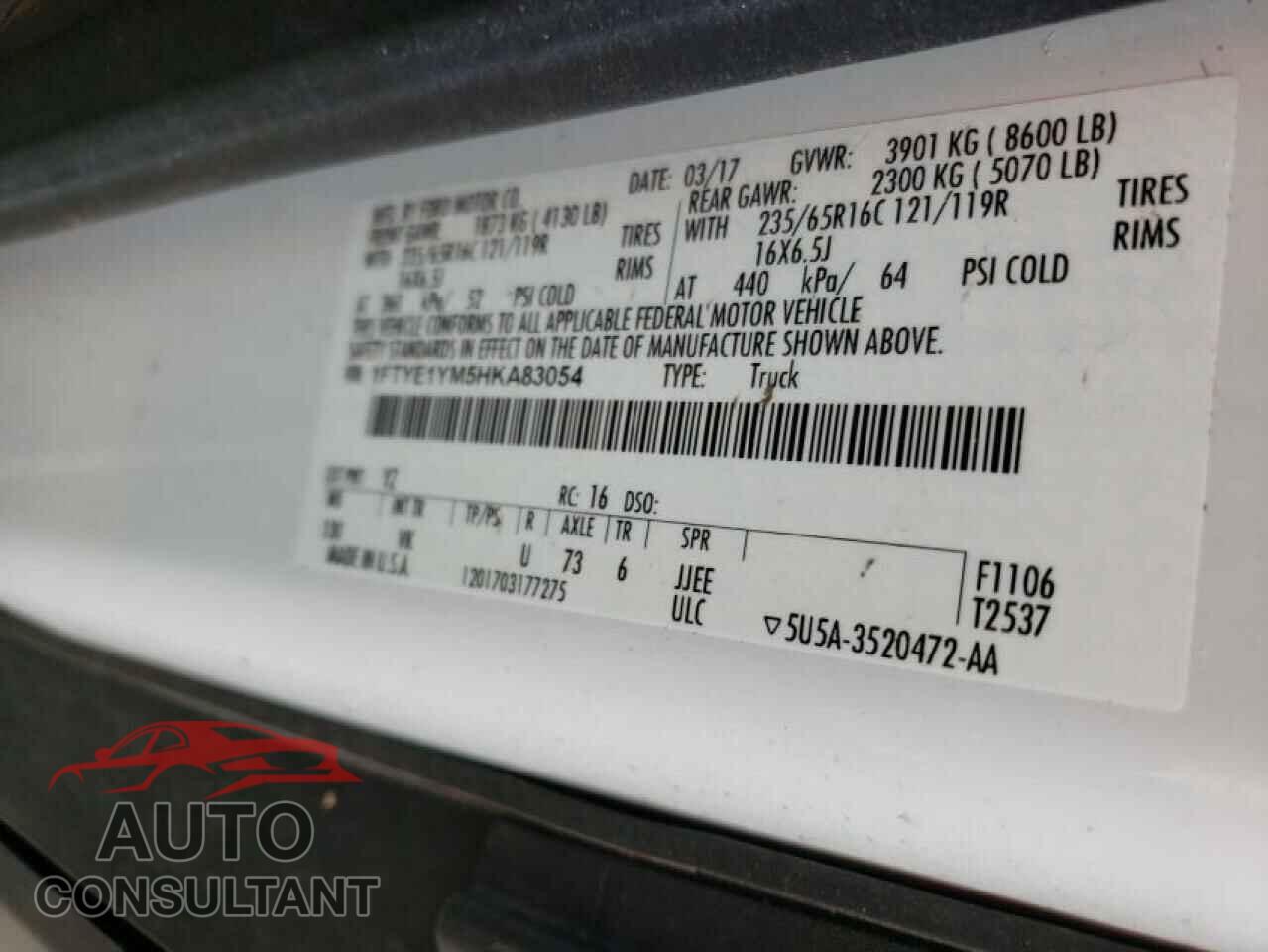 FORD TRANSIT CO 2017 - 1FTYE1YM5HKA83054