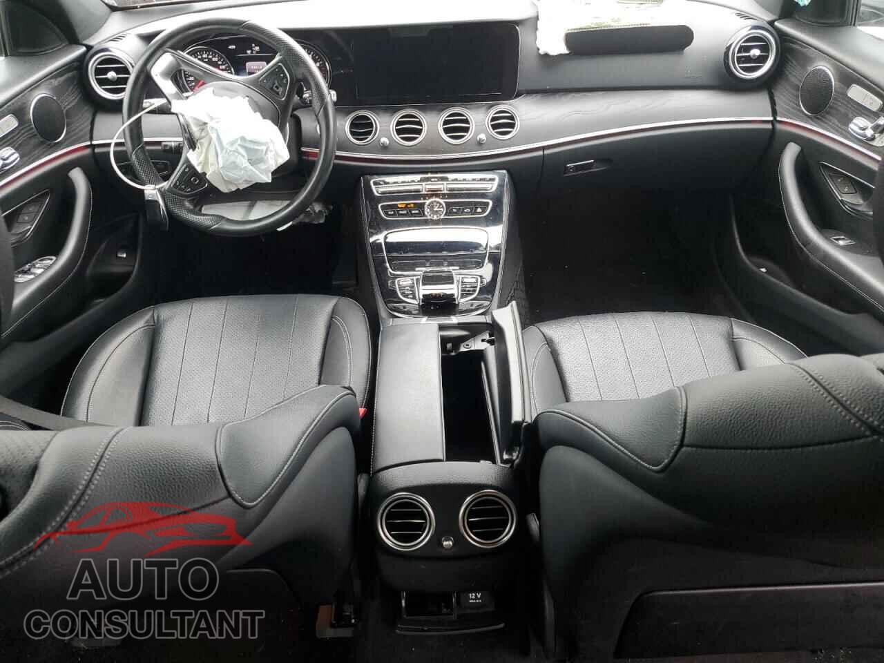 MERCEDES-BENZ E-CLASS 2017 - WDDZF4KB6HA099589