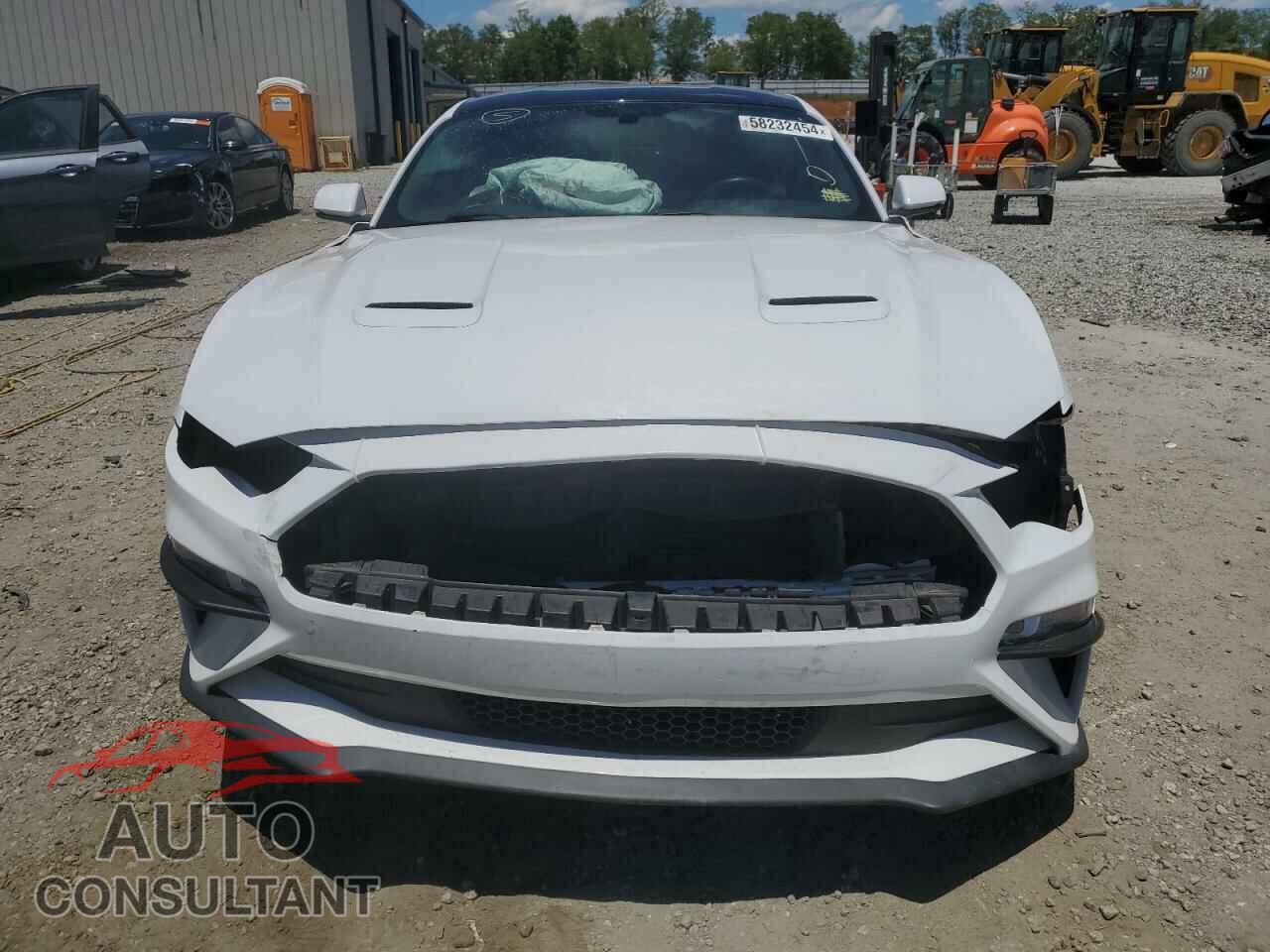 FORD MUSTANG 2018 - 1FA6P8CF6J5176145