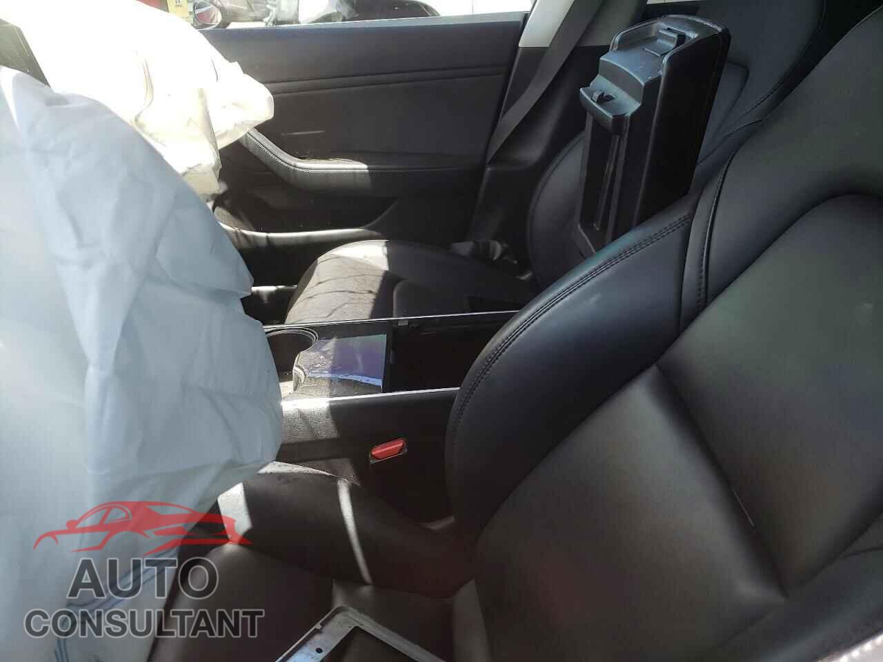 TESLA MODEL 3 2018 - 5YJ3E1EA2JF058104