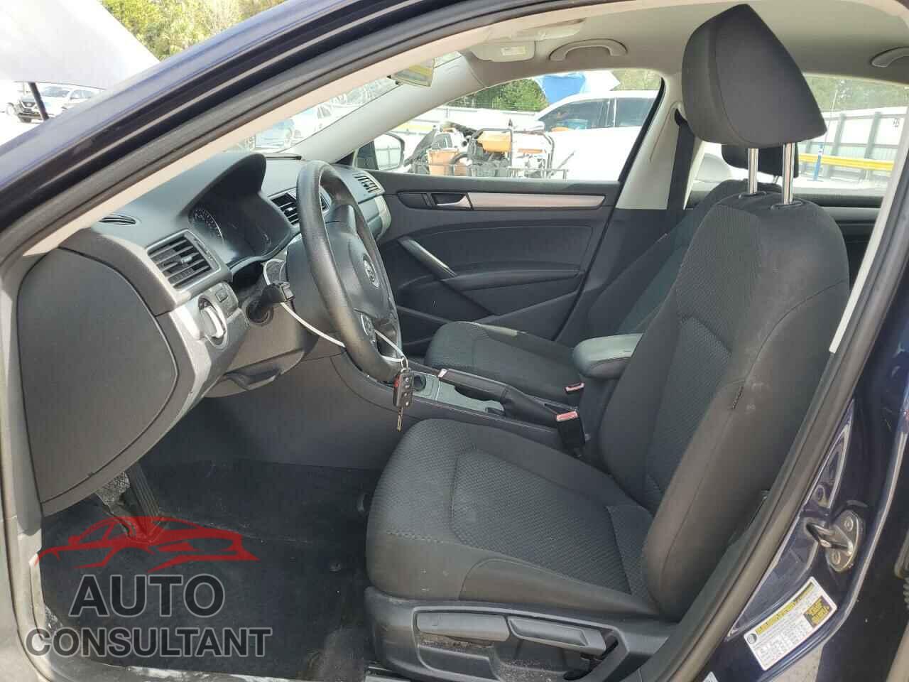 VOLKSWAGEN PASSAT 2014 - 1VWAT7A31EC089965