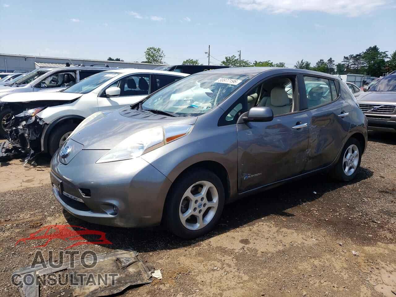 NISSAN LEAF 2014 - 1N4AZ0CP8EC333013