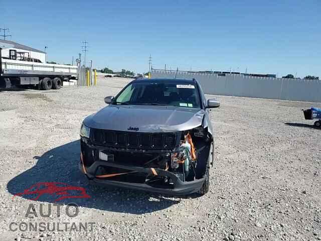 JEEP COMPASS 2018 - 3C4NJDBB3JT395059