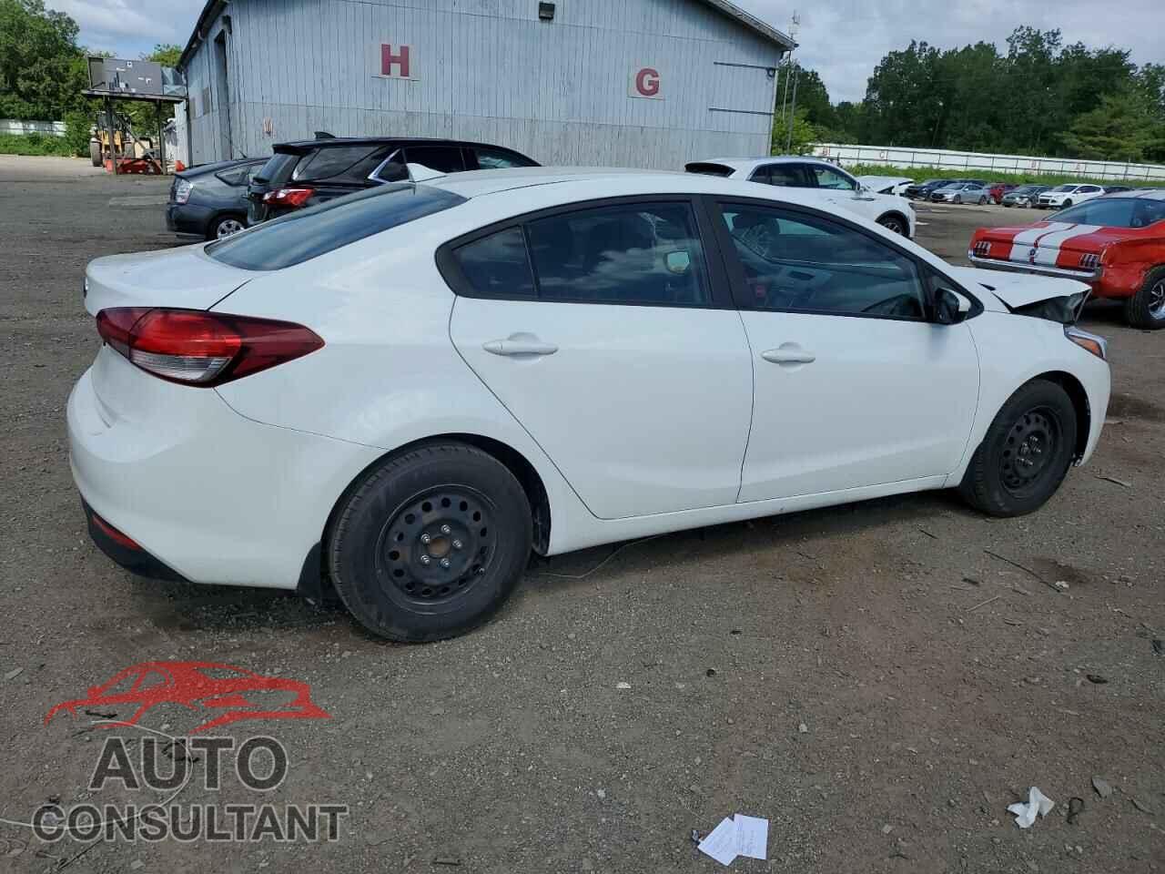 KIA FORTE 2017 - 3KPFK4A70HE055008