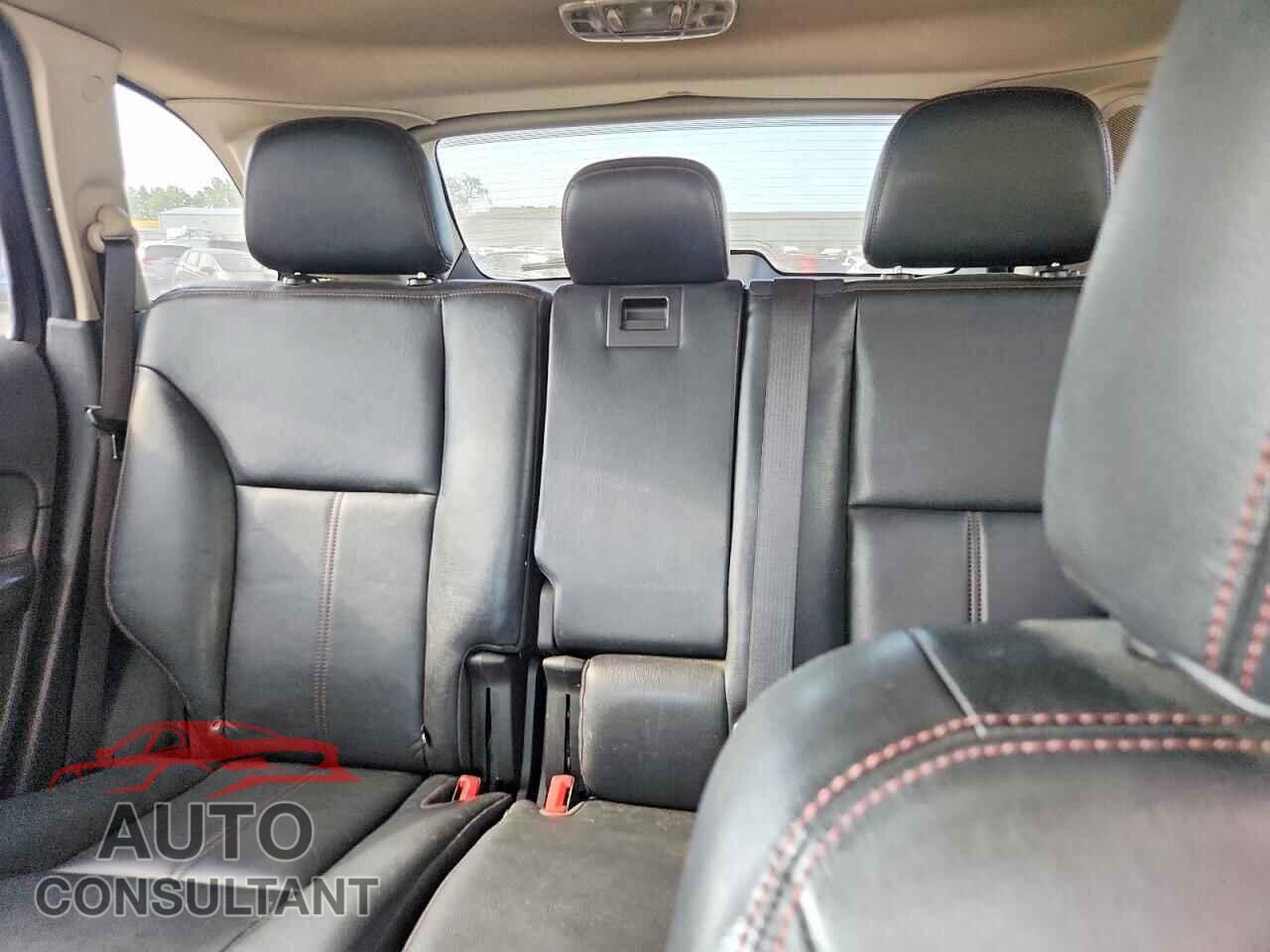 FORD EDGE 2011 - 2FMDK3KC3BBA49680