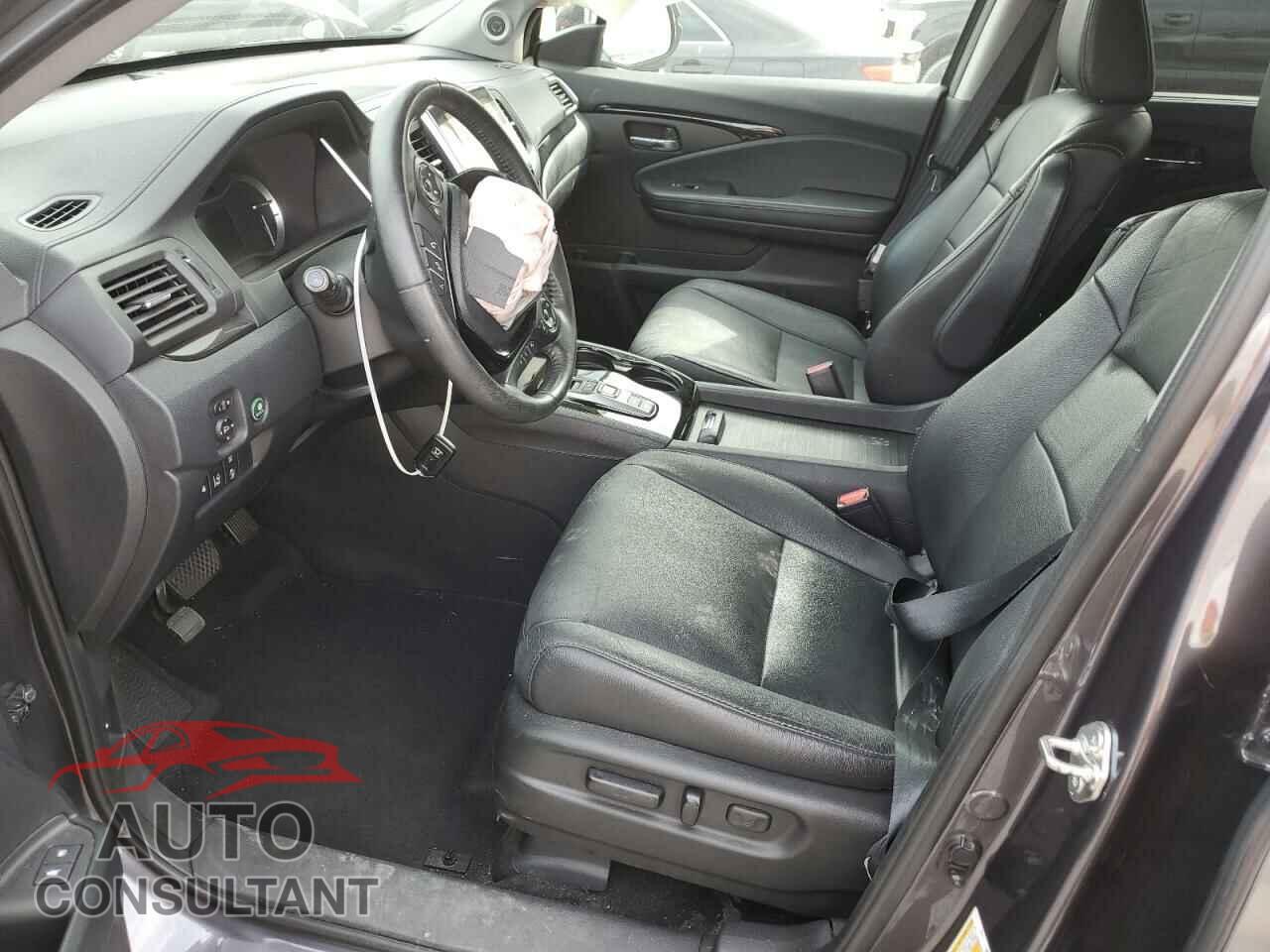 HONDA PILOT 2018 - 5FNYF6H96JB026984