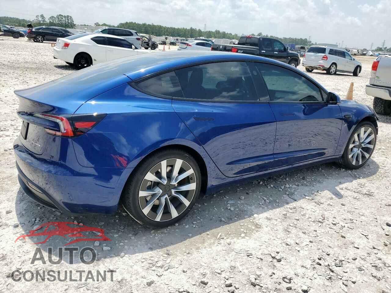 TESLA MODEL 3 2024 - 5YJ3E1EB9RF798740