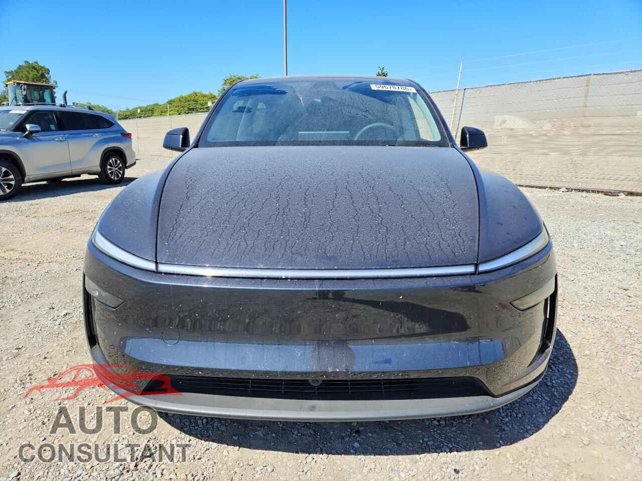 TESLA MODEL Y 2026 - 7SAYGDEE0TF375809