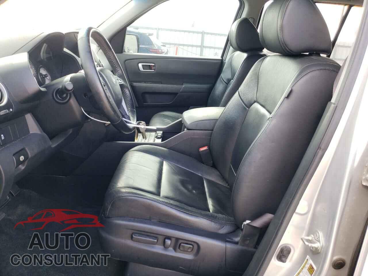 HONDA PILOT 2013 - 5FNYF3H55DB005088