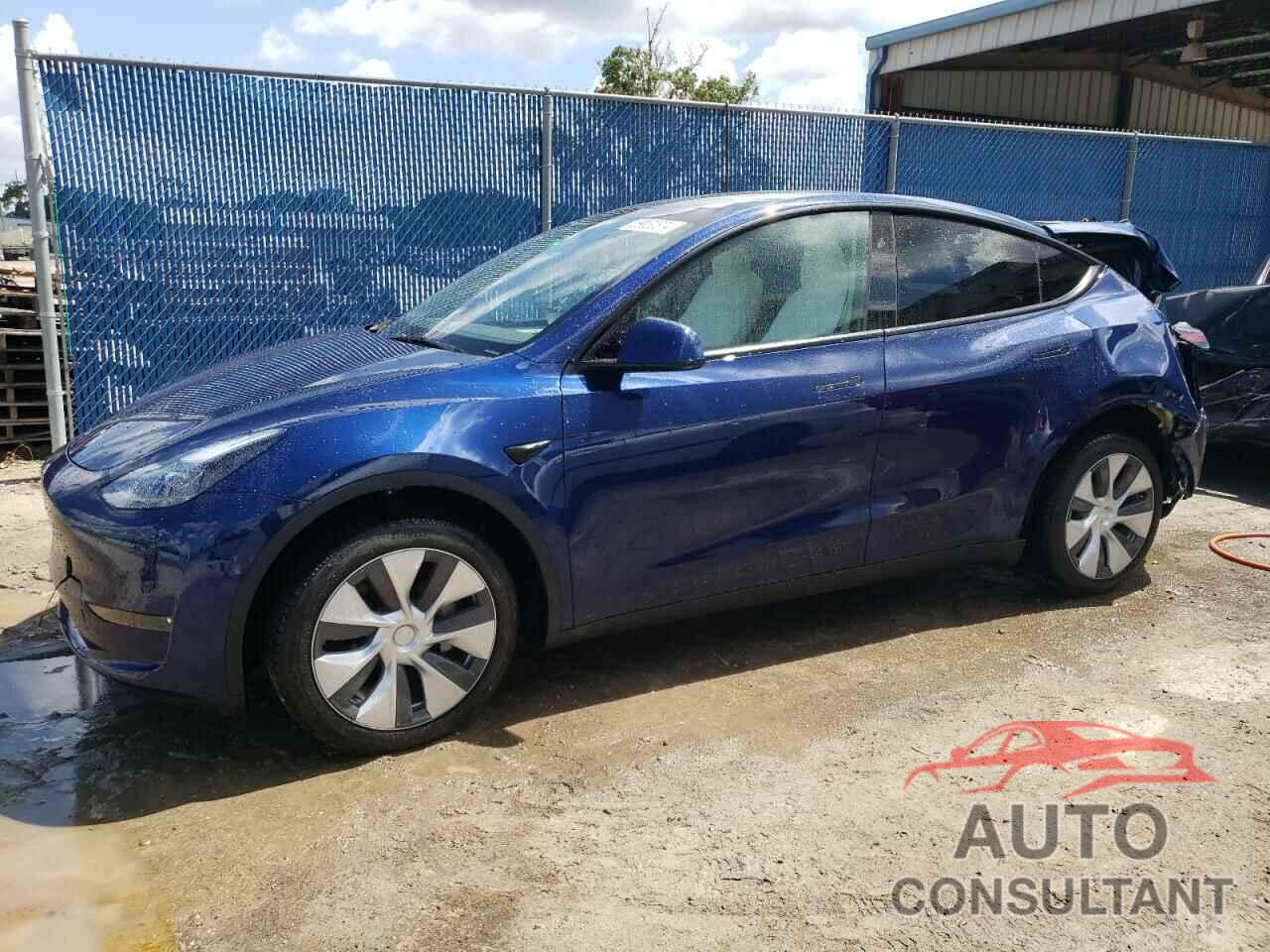 TESLA MODEL Y 2024 - 7SAYGDEE4RA223215