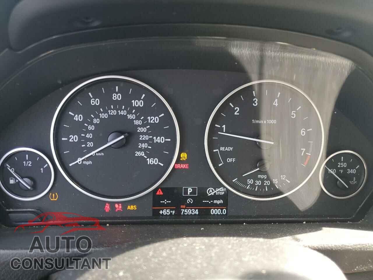BMW 3 SERIES 2015 - WBA3C1C54FK123750