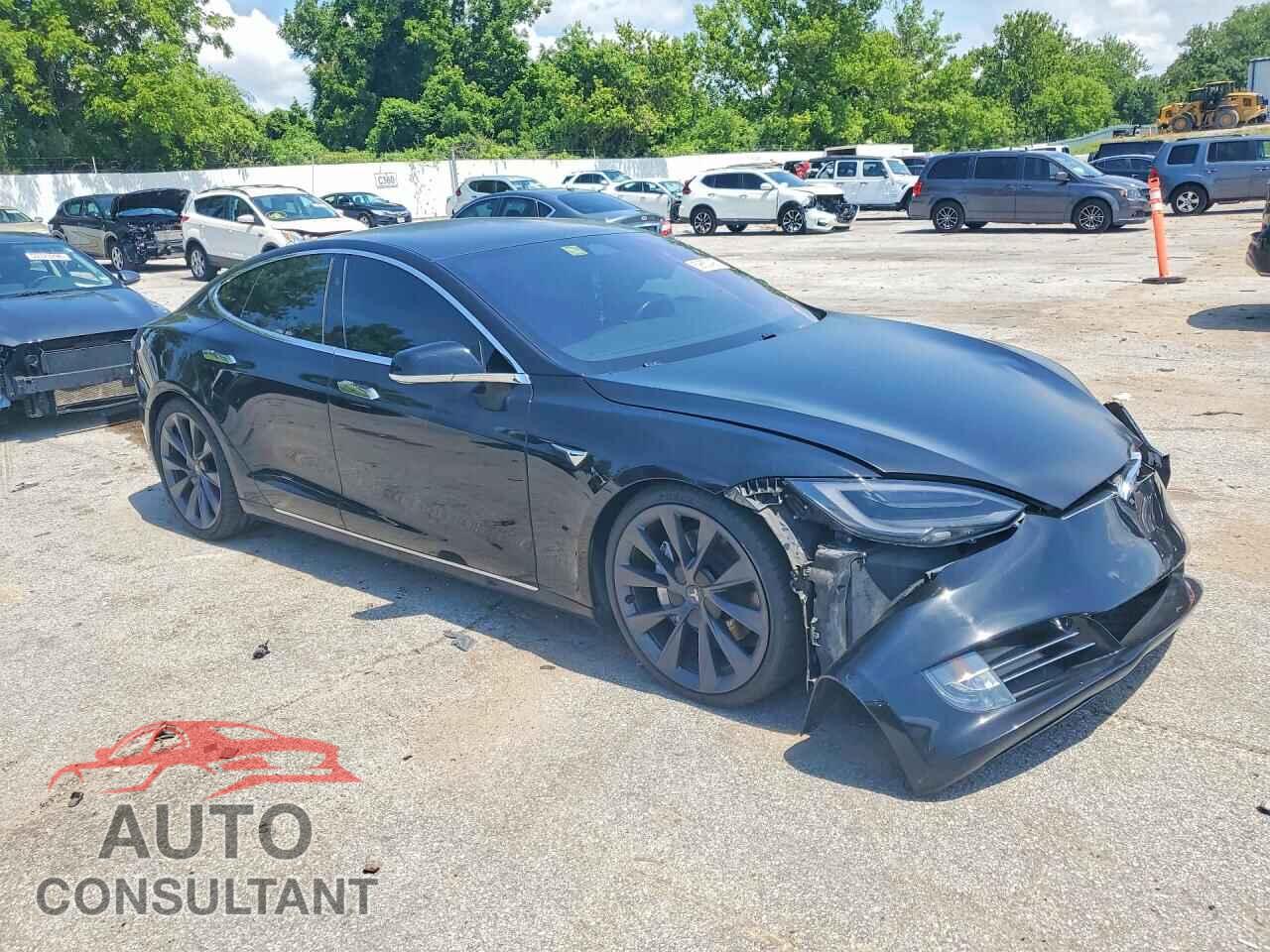 TESLA MODEL S 2021 - 5YJSA1E23MF424415