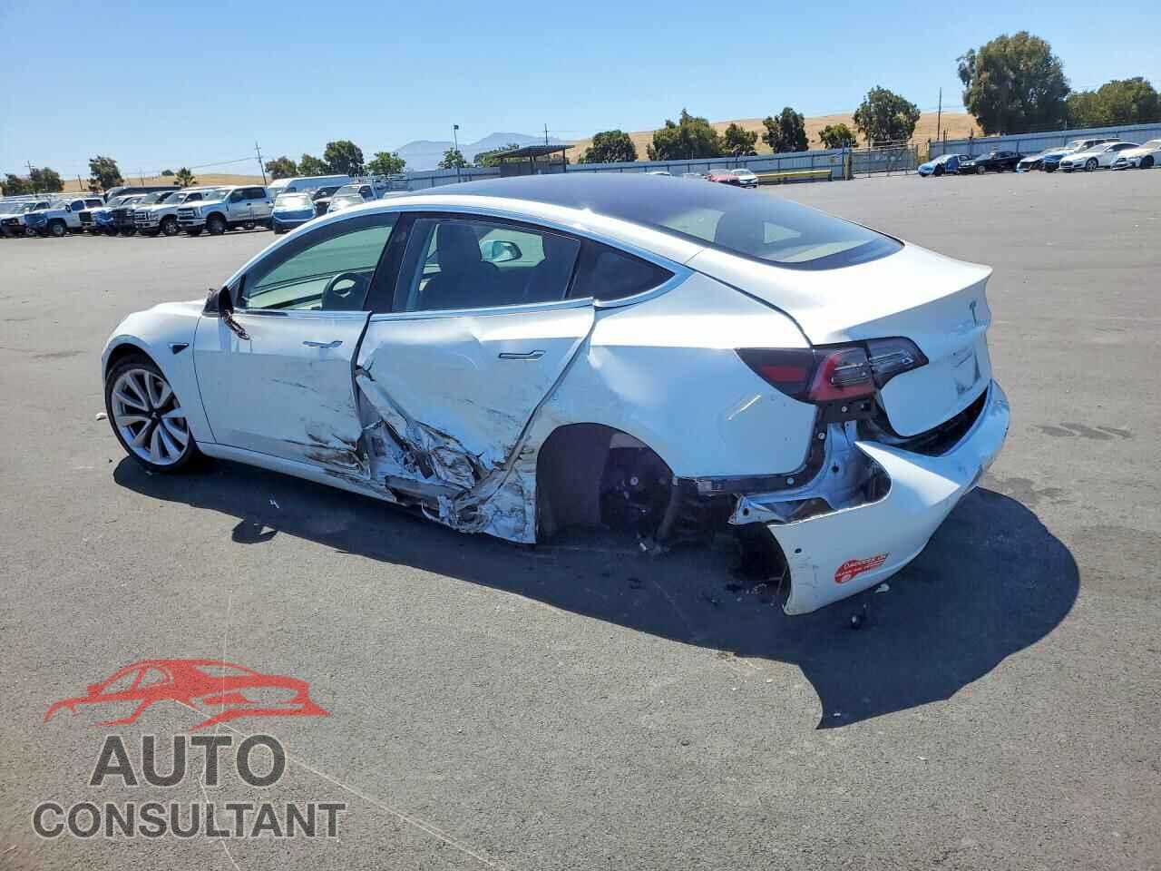 TESLA MODEL 3 2018 - 5YJ3E1EA7JF049172