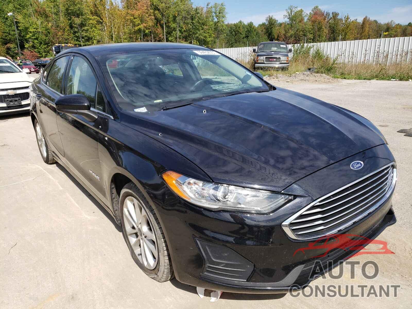 FORD FUSION 2019 - 3FA6P0LU5KR180153