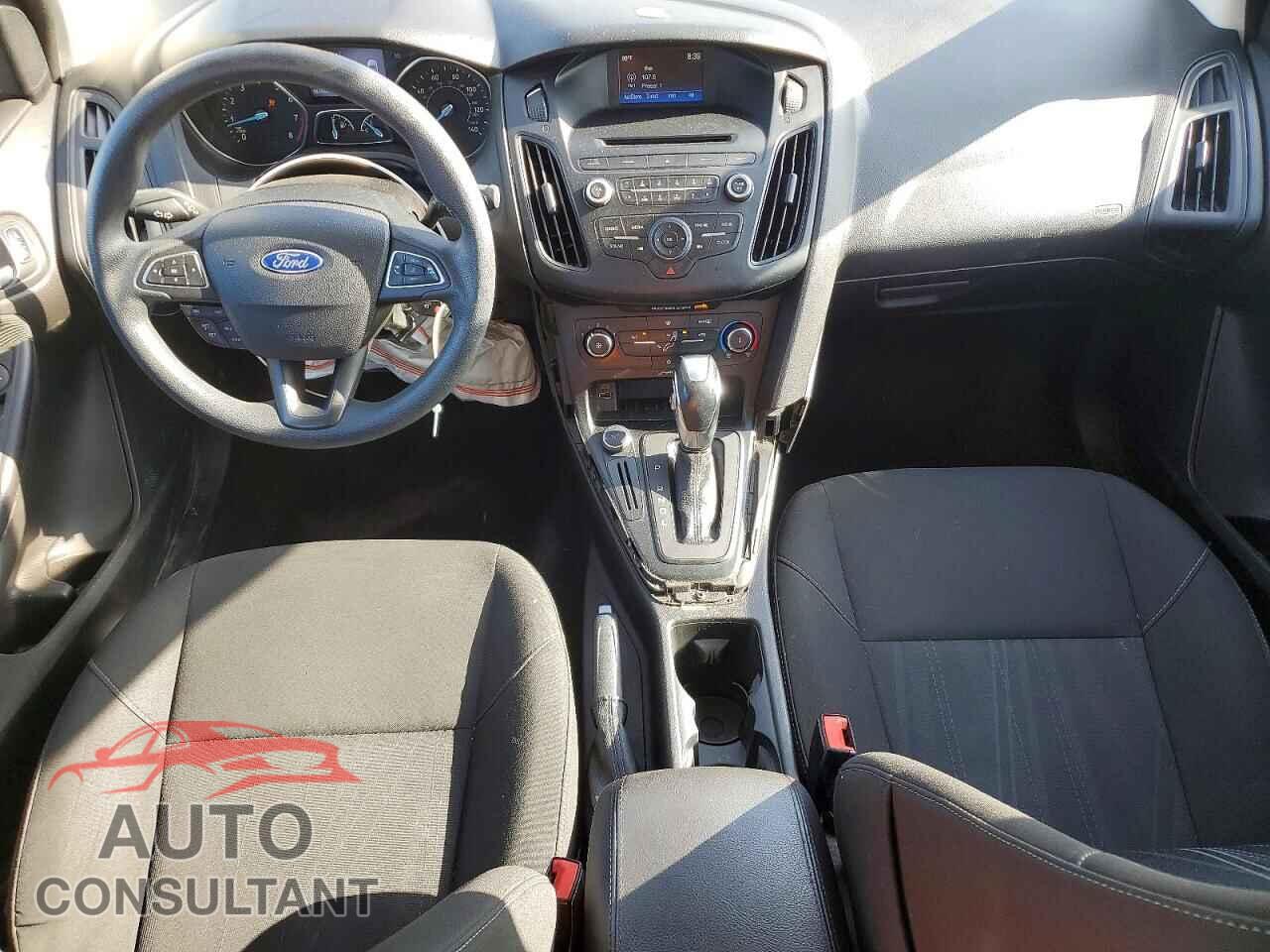 FORD FOCUS 2016 - 1FADP3F22GL212677