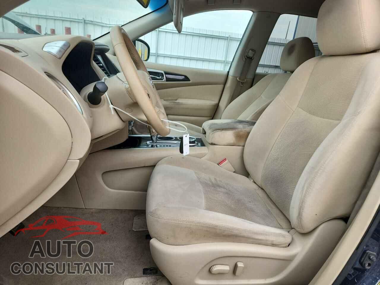 NISSAN PATHFINDER 2013 - 5N1AR2MM1DC667100