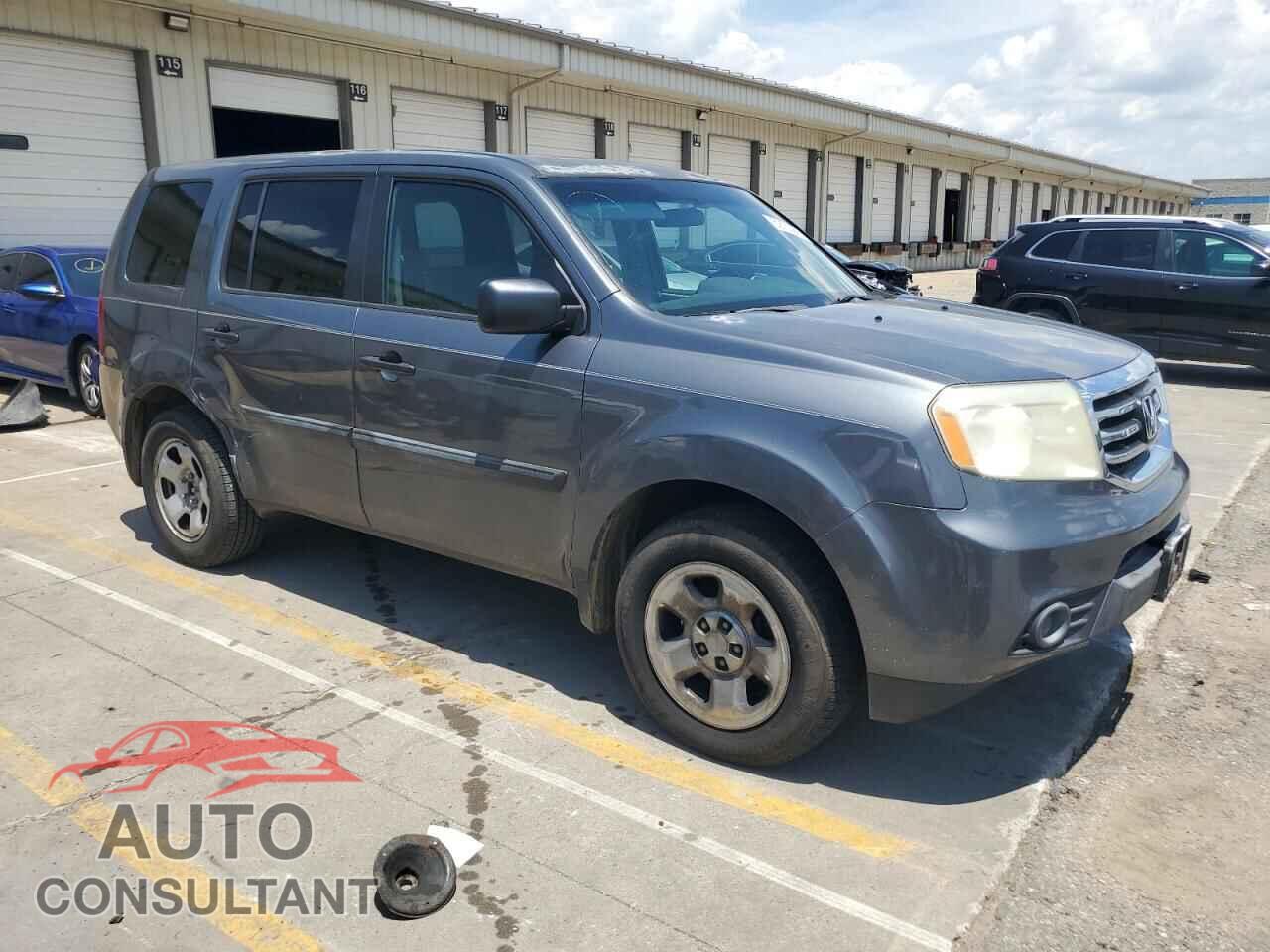 HONDA PILOT 2013 - 5FNYF3H22DB001795
