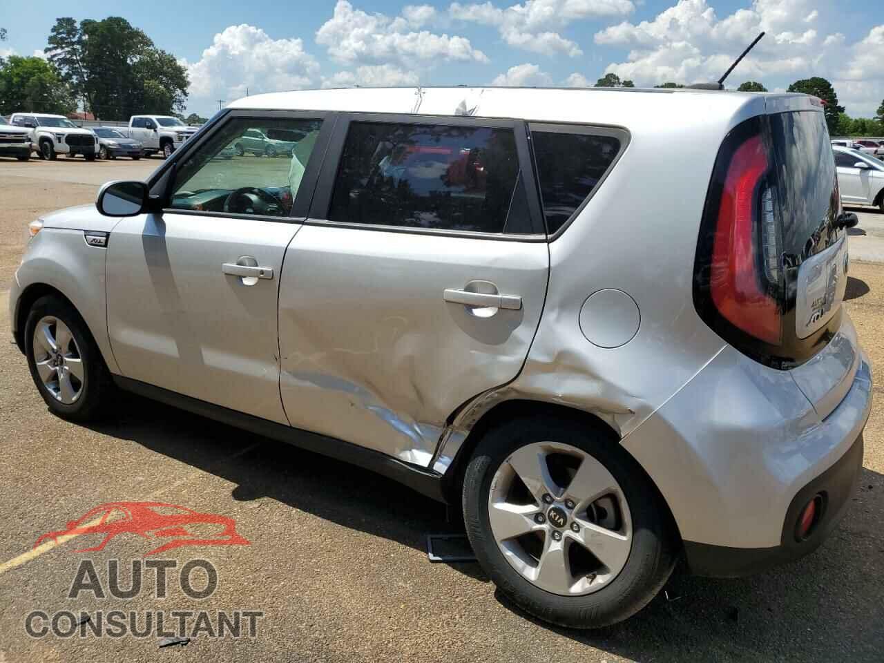 KIA SOUL 2018 - KNDJN2A25J7601155