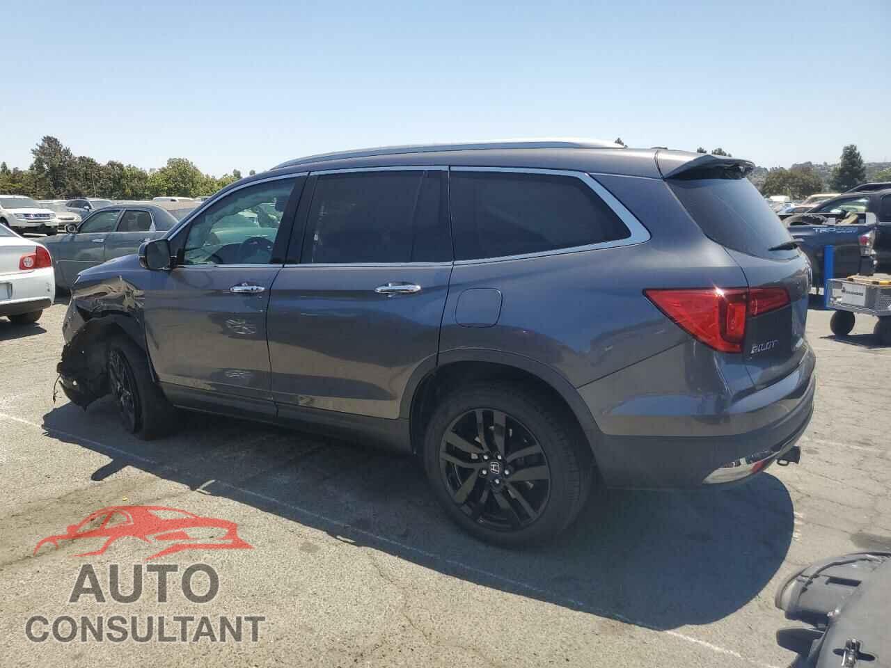 HONDA PILOT 2017 - 5FNYF6H93HB001714